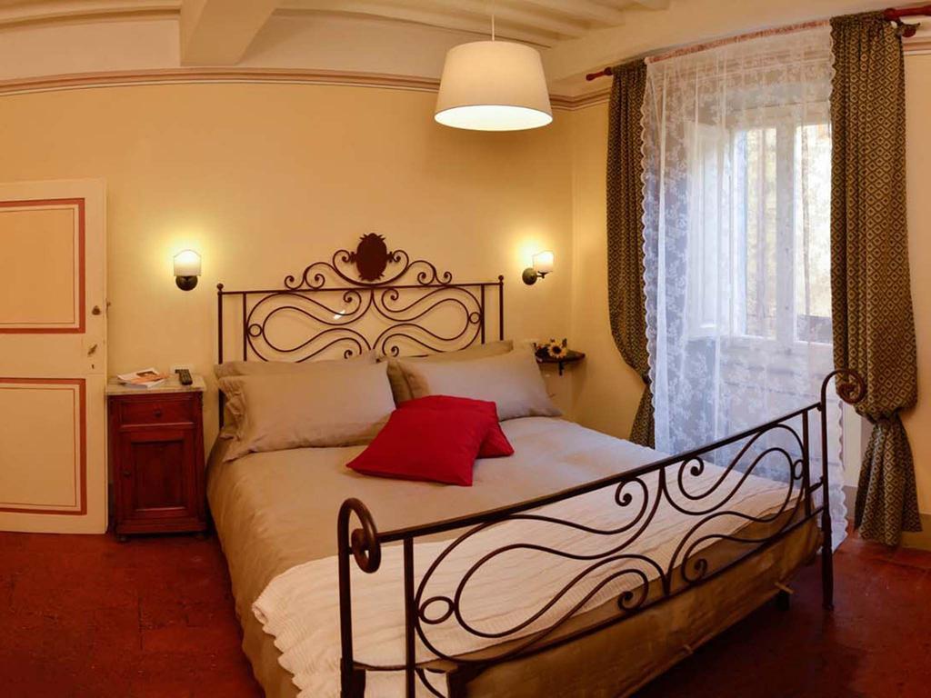 B&B Vicolo Della Scala Κορτόνα Δωμάτιο φωτογραφία